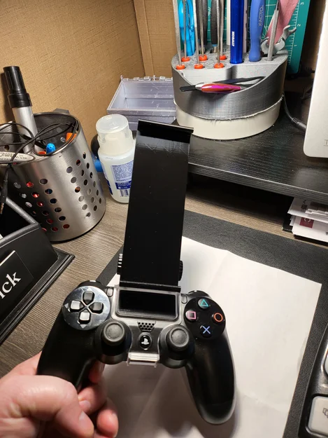 Giá Đỡ Zfold 3 Gắn Tay Cầm PS4 DualShock - Image 1