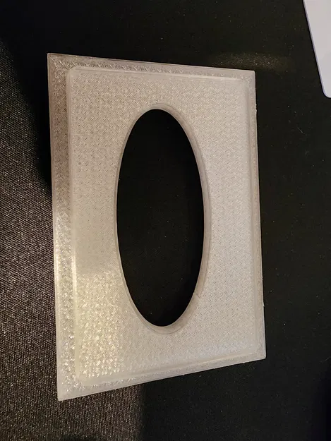 Khuôn Cắt và Hướng Dẫn Đặt Thẻ ID - Image 1