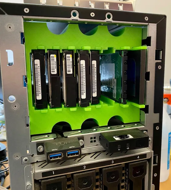 Khung Đựng Ổ Cứng SSD HDD 8 x 2.5" Ra 3 x 5.25" - Image 4