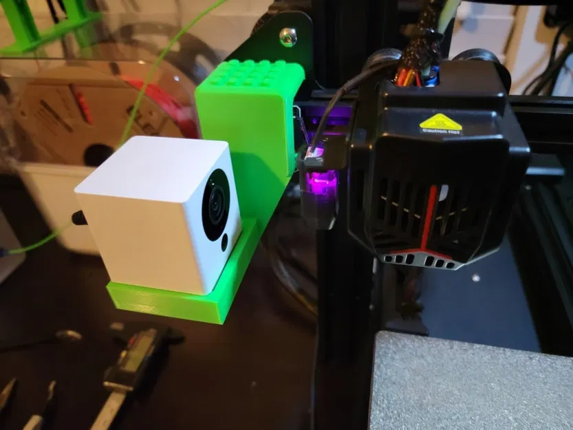 Giá Đỡ Camera Wyze Trục X Creality Max Neo - Image 1