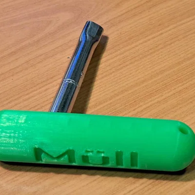 Tay cầm cho cờ lê tam giác