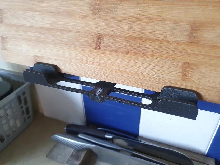 Kệ Treo Tường Để Thớt - Image 2