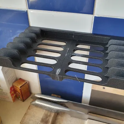 Kệ Treo Tường Để Thớt