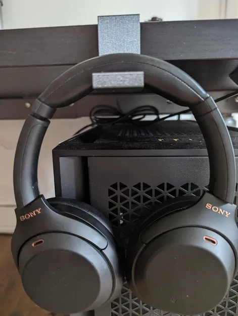 Móc Treo Tai Nghe 27mm - Image 1