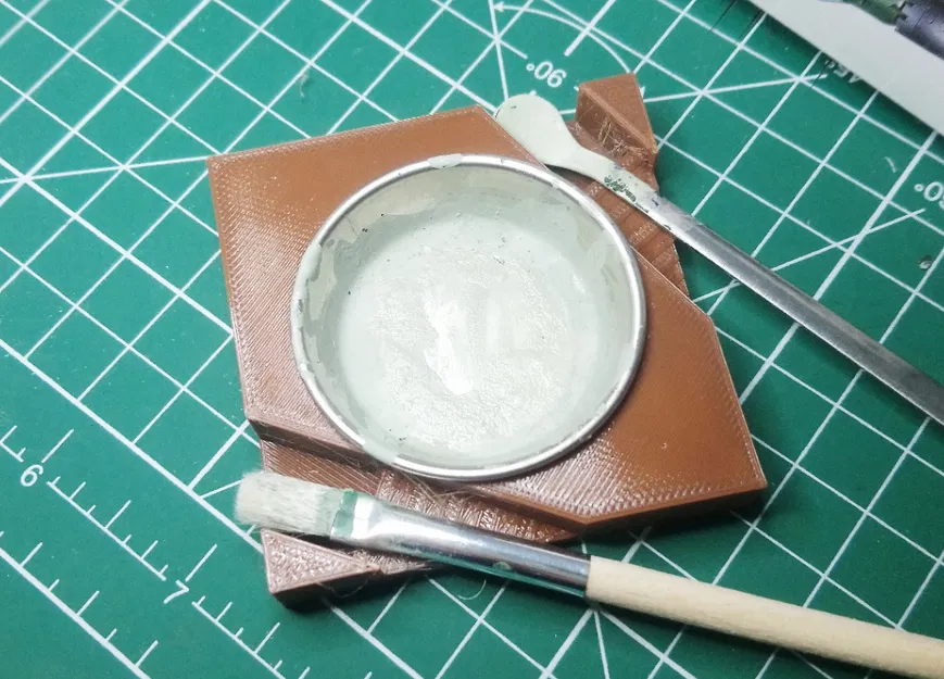 Đế Đựng Khay Màu Mô Hình - Image 1