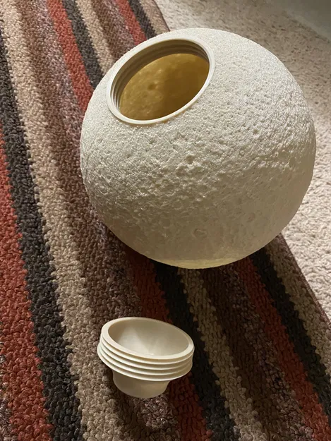 Đèn Mặt Trăng Lithophane với Đế Vặn Rộng - Image 3