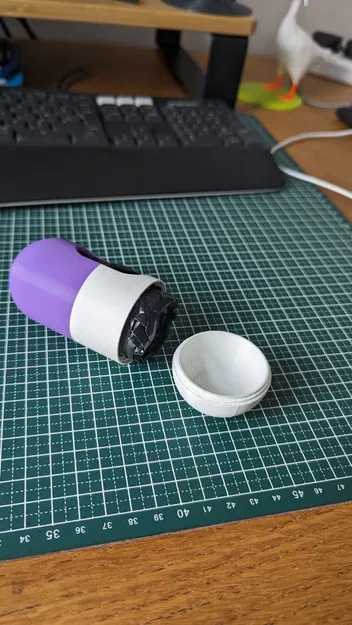 Giá Đỡ Túi - Tiện Lợi Mang Theo - Image 1