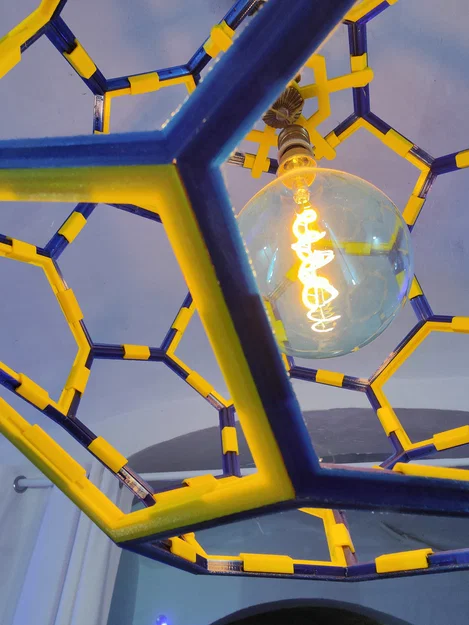 Đèn Tưởng Niệm Ukraine - Image 2