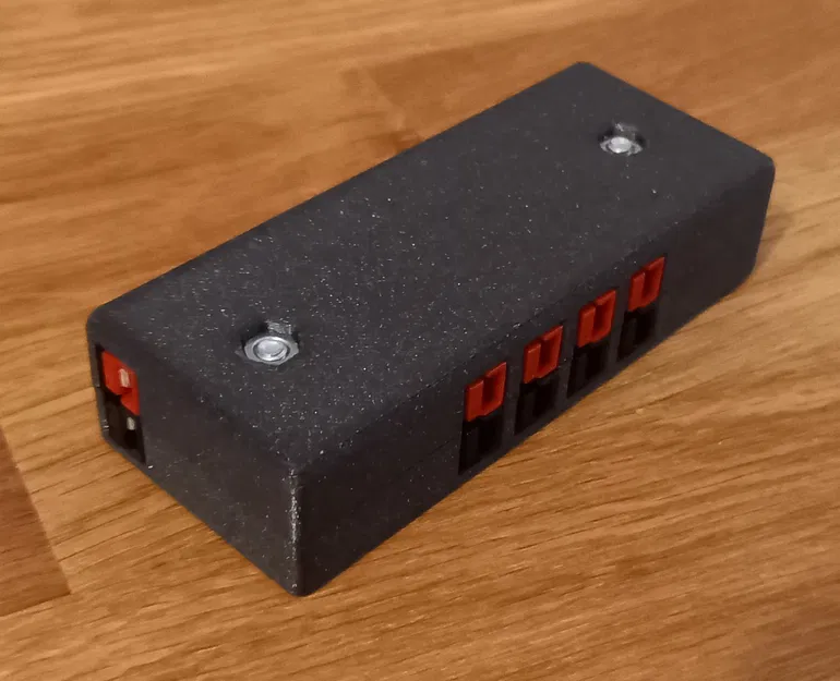 Hộp Powerpole - Image 1