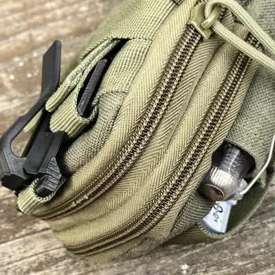 Kẹp Molle EDC