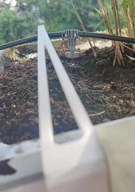 Giá đỡ cho Hệ thống Gardena Micro-Drip 4,6mm - Image 4