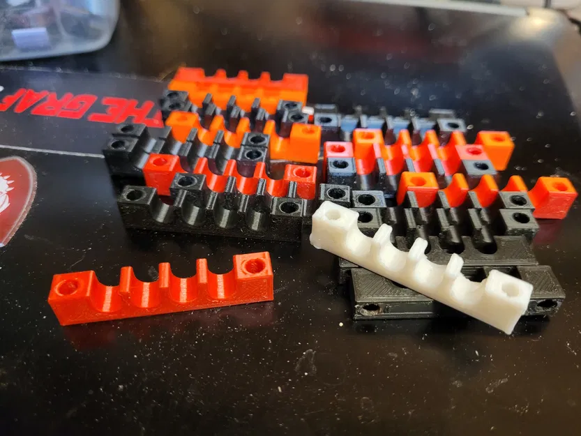 Kẹp giữ dây mạng - Image 2