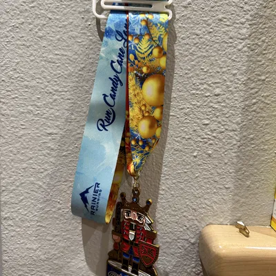 Kẹp để Bằng khen và Treo Tường