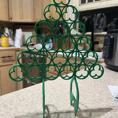 Giá Đỡ Cây Hình Ba Lá