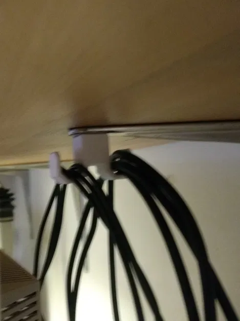 Thêm một cái kẹp giữ dây đo cáp - Image 3