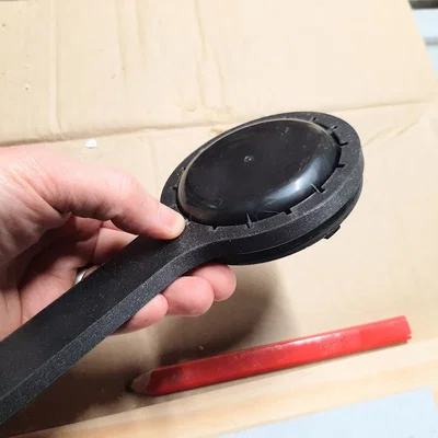 Cờ lê mở nắp đèn pha cos xe Subaru