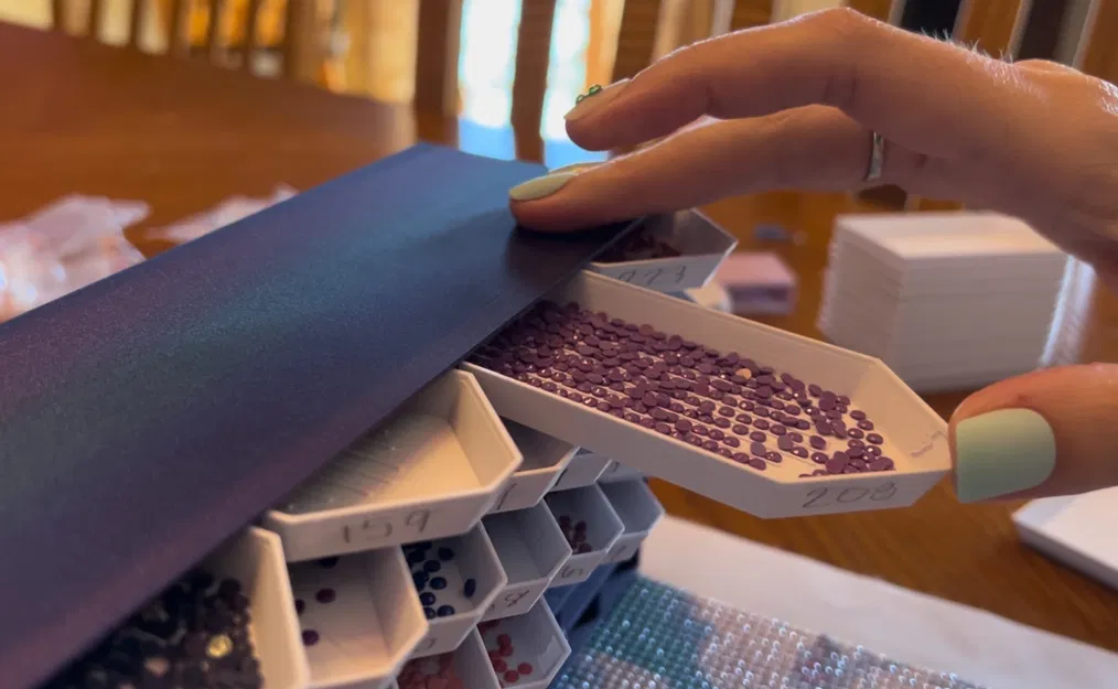 Hộp Đựng Kim Cương Đá và Các Vật Dụng Khác - Image 5