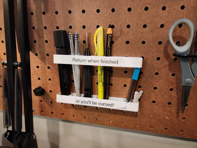 Giá Đỡ Bút Chì Gắn Bảng Pegboard - Image 1