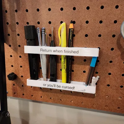 Giá Đỡ Bút Chì Gắn Bảng Pegboard