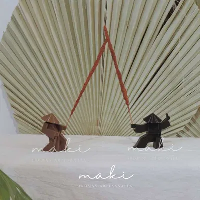 Chân cắm nhang Samurai theo phong cách Pinterest