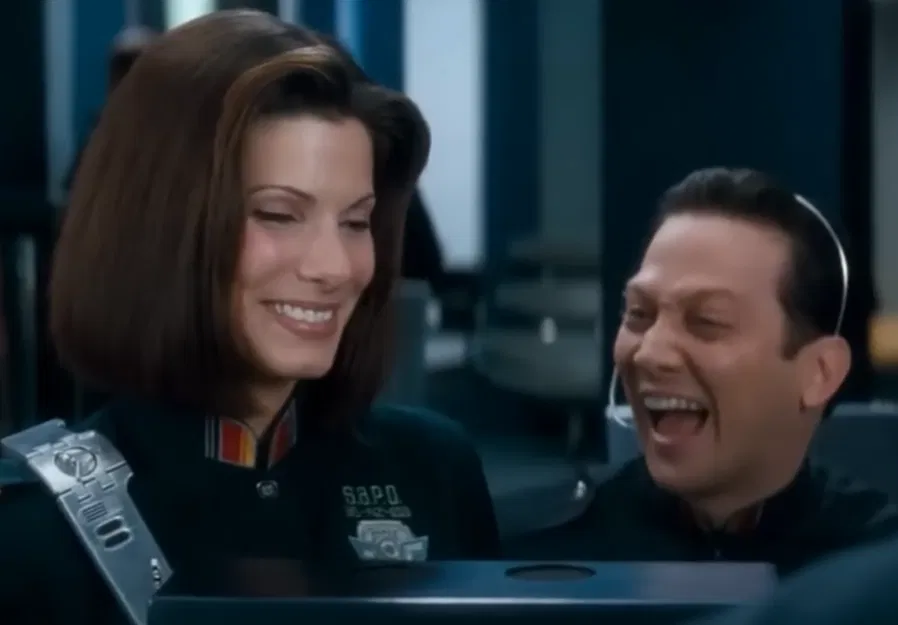 3 Vỏ Sò "He Doesn't Know" (Demolition Man) - Image 2