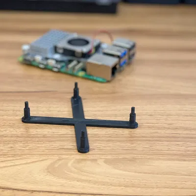 Đế Siêu Đơn Giản Cho Raspberry Pi