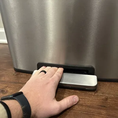 Tấm Chắn Bàn Đạp Thùng Rác Kohler 47L