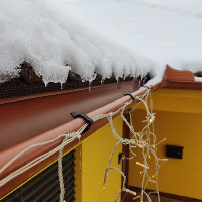 Pát Đèn LED Cho Máng Xối 2cm