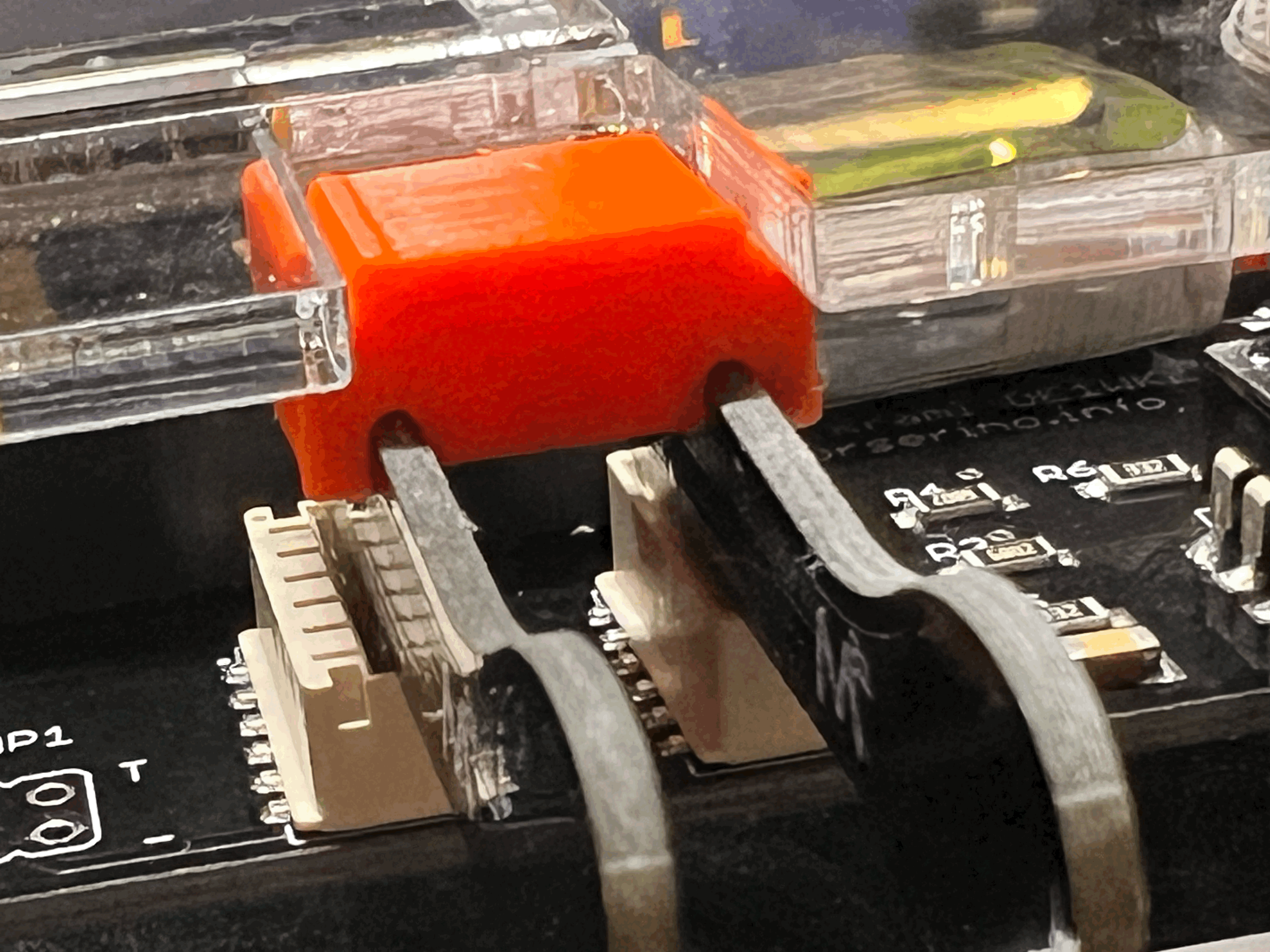 Cái nêm giữ "paddles" cảm ứng Morserino 32