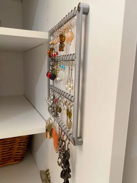 Giá Treo Bông Tai Hàng Hiệu - Image 2