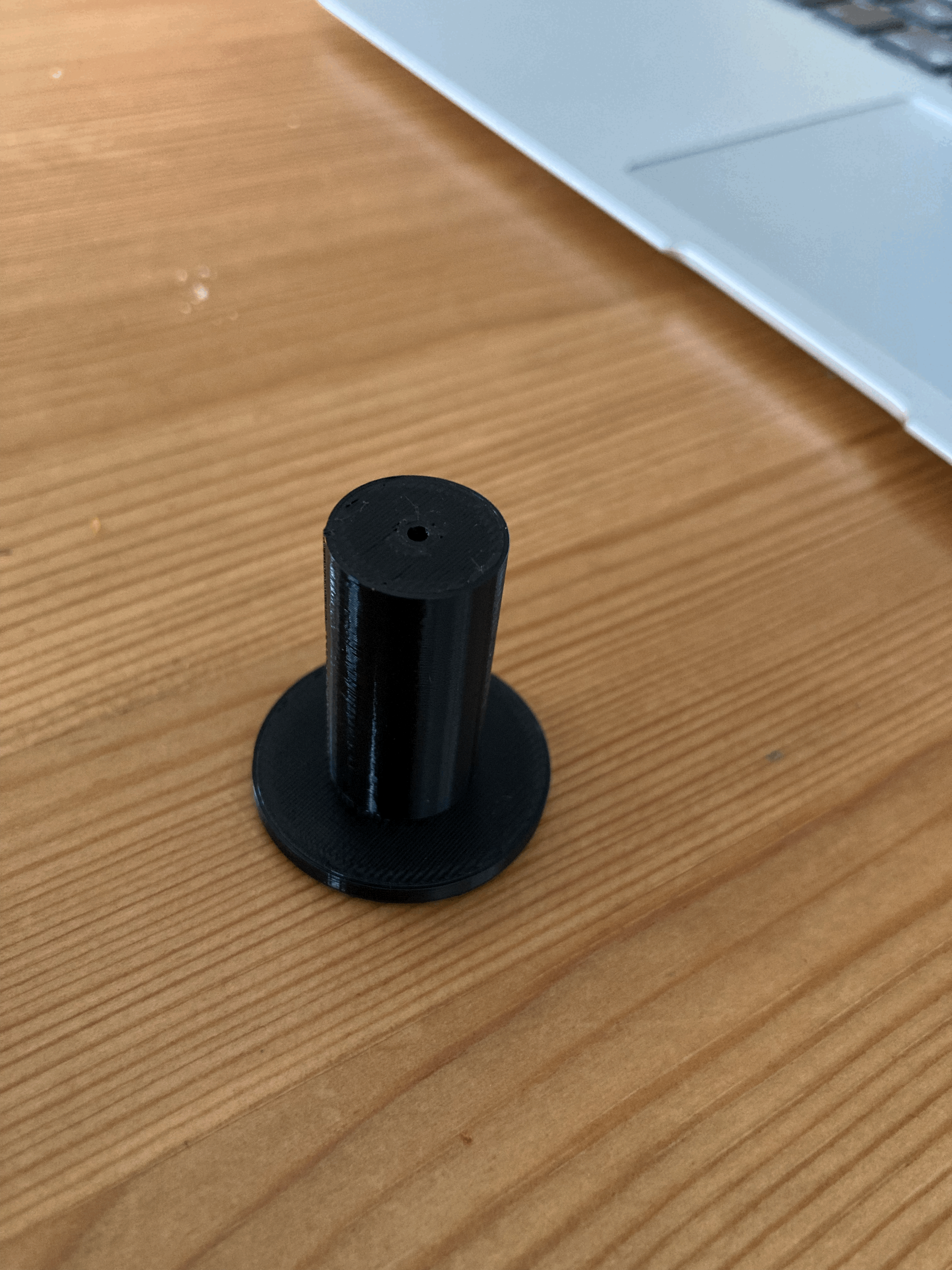 Kẹp Thảm Cửa Máy Bay Cirrus - Image 1