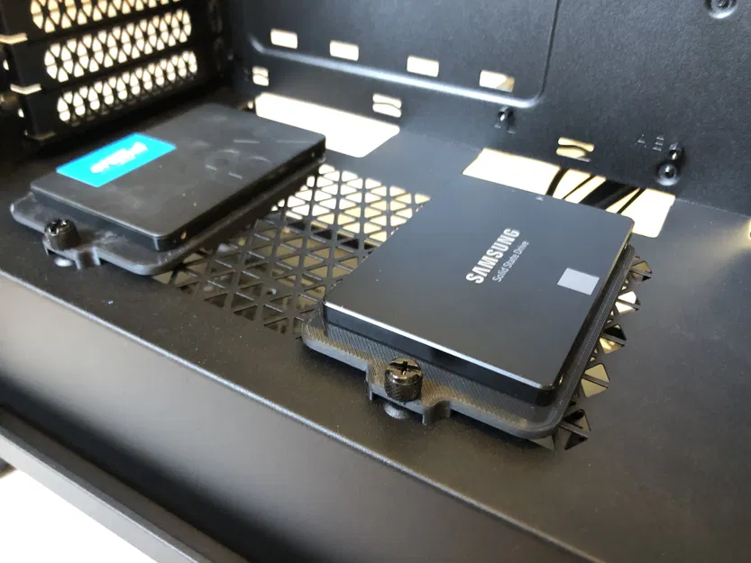 Khay Đựng SSD Corsair 4000D - Image 1