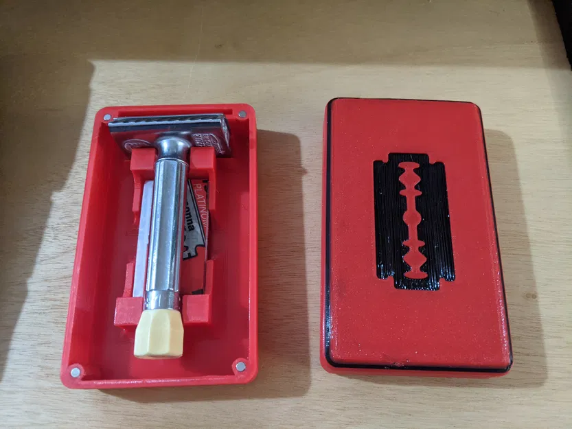 Hộp đựng du lịch Merkur Progress tùy chỉnh được - Image 1