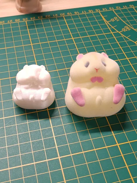 Hamster regordete - Mô hình hamster bằng nhựa - Image 1