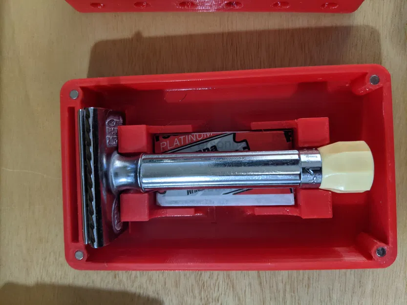 Hộp đựng du lịch Merkur Progress tùy chỉnh được - Image 2