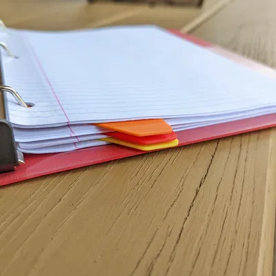 Vật chia ngăn bìa còng - Đánh dấu trang cho bìa còng 3 lỗ