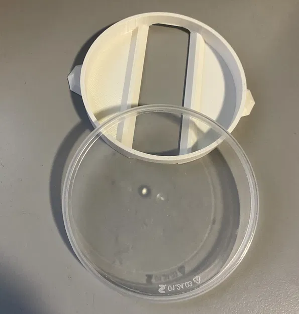 Hệ Thống Phân Phối Thuốc Độc Cho Kiến Với Nắp Pringles - Image 5