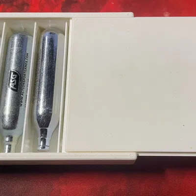 Hộp có nắp đựng 5 viên CO2 12mg