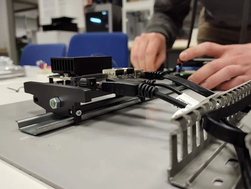 Giá đỡ Din-Rail cho Nvidia Jetson Orion Nano - Image 3