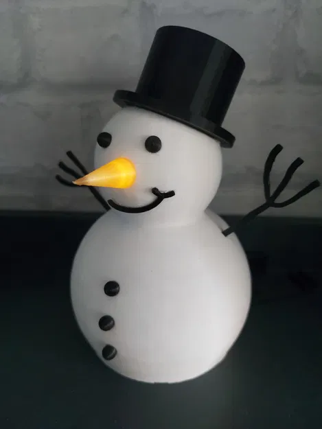 Ông Già Tuyết Mũi Sáng - Image 1