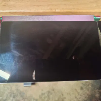 Giá đỡ Tablet Slide - Giữ máy tính bảng an toàn dưới gầm bàn