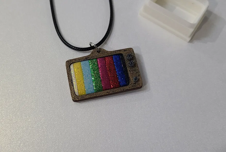 Móc Khóa Khung Tivi Kiểu Retro Kèm Khuôn Cắt Đất Sét - Image 2