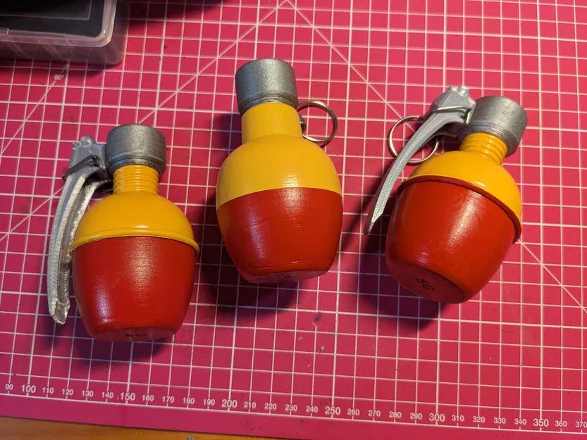 Mô hình trưng bày/tái hiện lựu đạn Pháp OF37 và DF 37 - Image 1