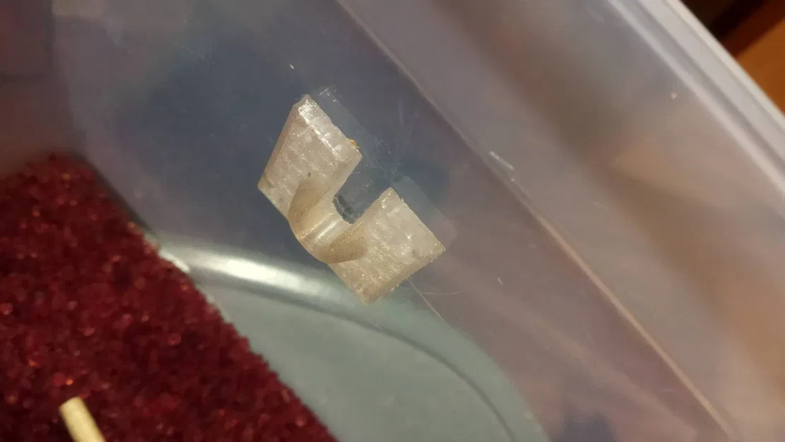 Giá đỡ có thể tùy chỉnh cho thanh cuộn dây trong hộp đựng filament - Image 1