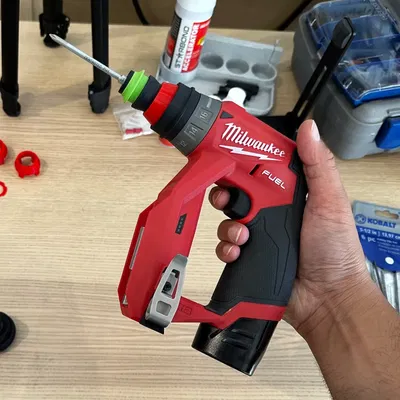 Adapter Đầu Kẹp Centrotec Cho Máy Khoan Lắp Đặt Milwaukee M12