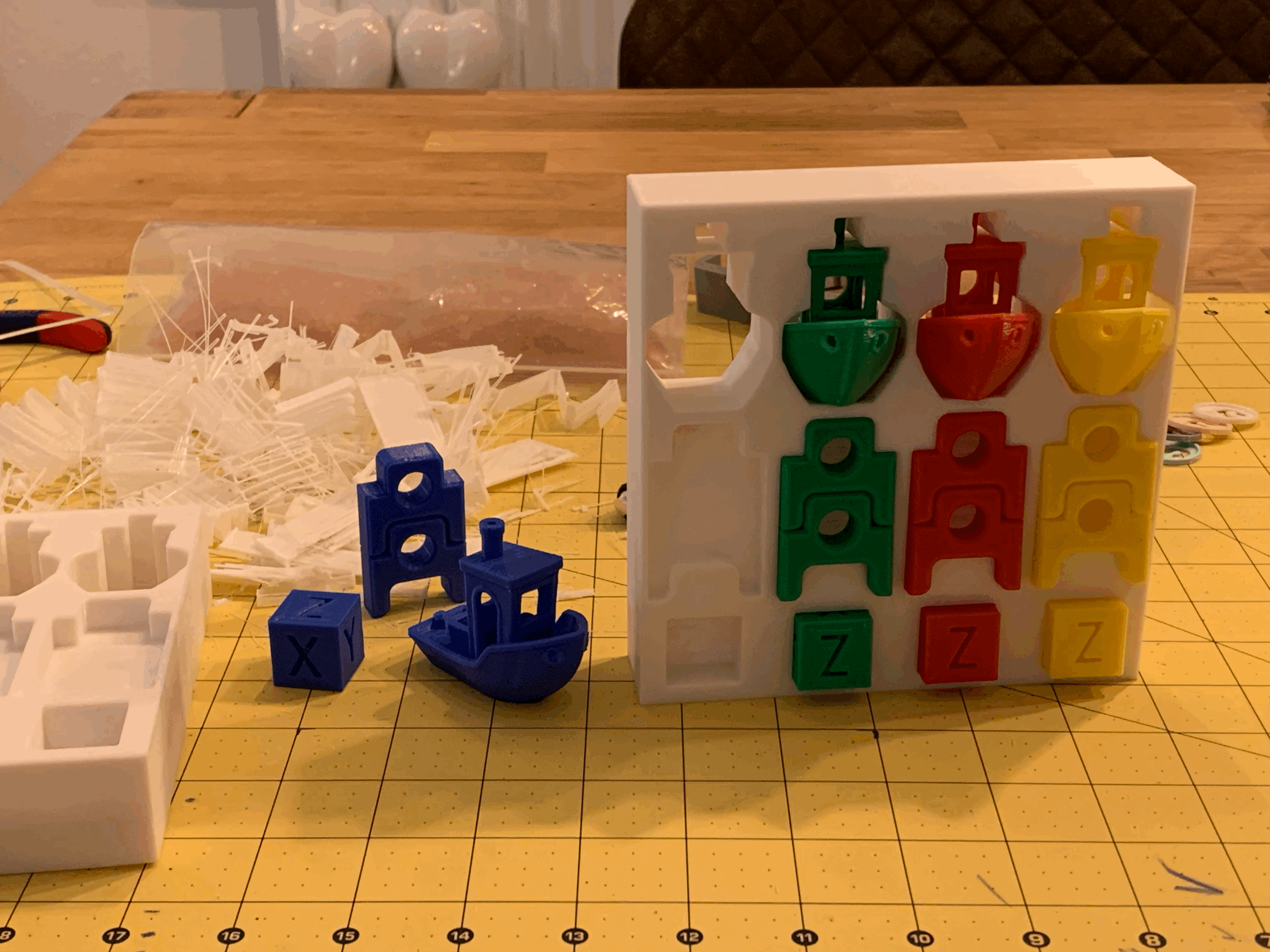 Kệ | Hộp đựng cho Benchy Flow-test & XYZ Calibration Cube | File In Thử