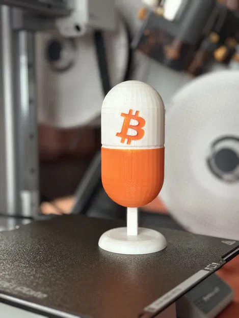 Tượng Bitcoin Cam Viên Thuốc - Image 1