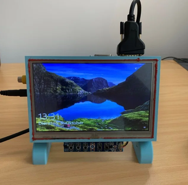 Hộp đựng Màn hình 7" LS-7 HDMI/DVI/VGA/CVBS từ Pollin - Image 1
