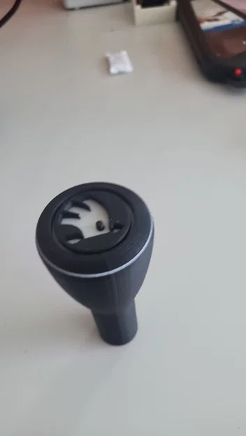 Nút Bọc Cần Số Cho Xe Skoda 110R - Image 1