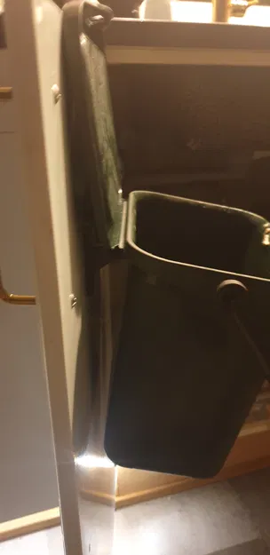 Kệ giữ thùng rác ủ phân hữu cơ - Image 3